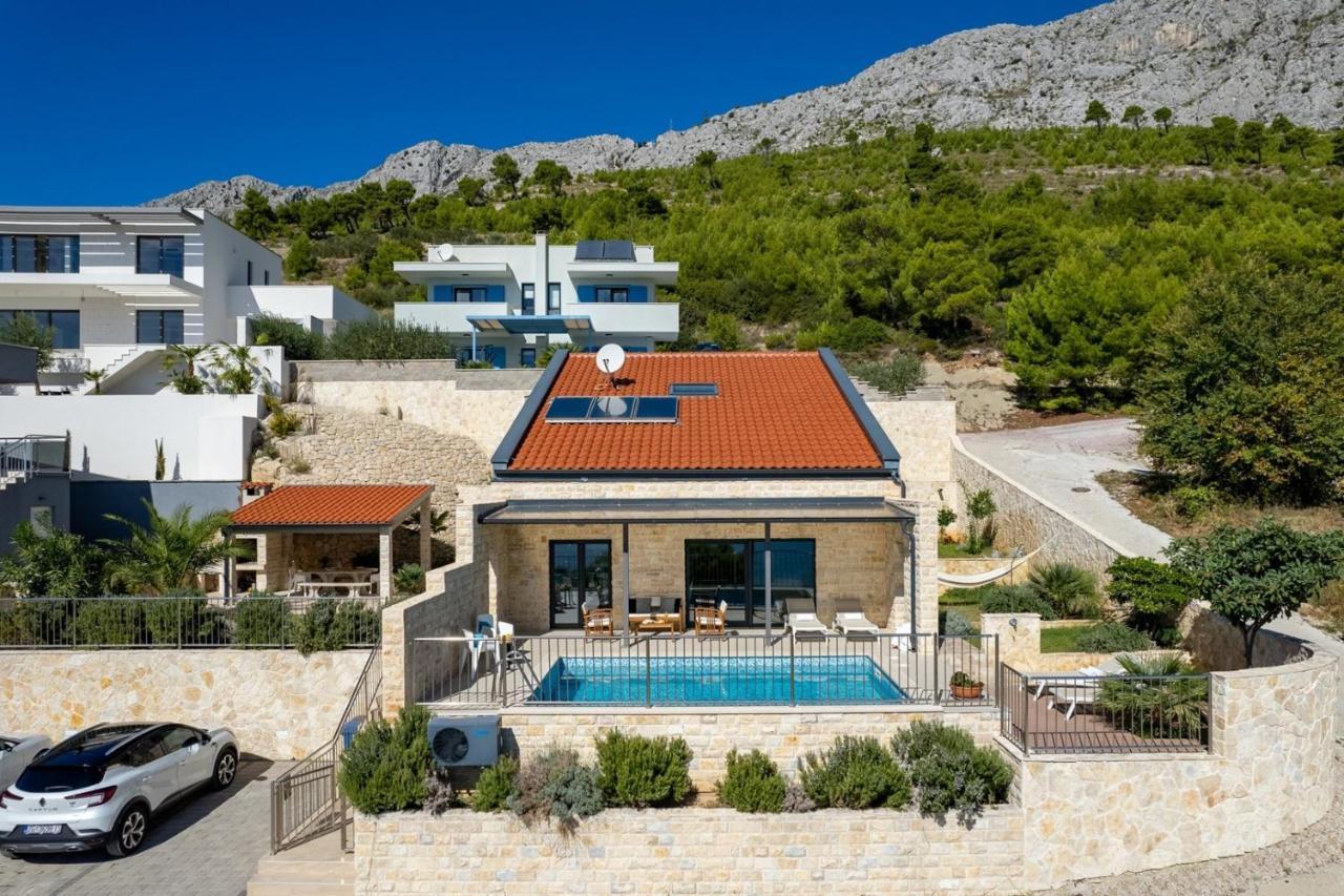 Villa Oslo - Luxury Place With Sea Views & Heated Pool, 300M Far From Sandy Beach Omiš Exterior foto