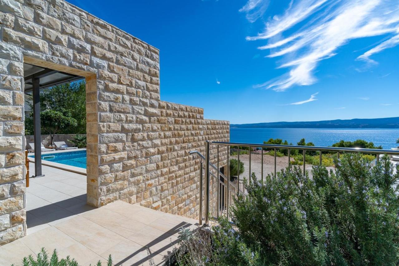 Villa Oslo - Luxury Place With Sea Views & Heated Pool, 300M Far From Sandy Beach Omiš Exterior foto