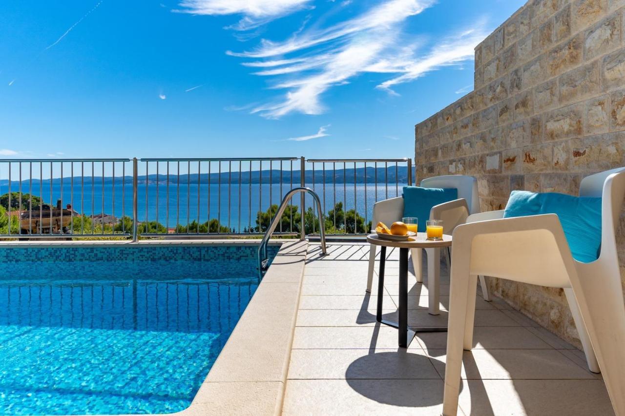 Villa Oslo - Luxury Place With Sea Views & Heated Pool, 300M Far From Sandy Beach Omiš Exterior foto